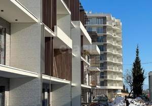 Дом 181м&sup2;, 2-этажный, участок 1 сот.  