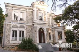 Дом 825м&sup2;, 3-этажный, участок 31 сот.  