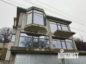 Дом 250м², 4-этажный, участок 4 сот.  