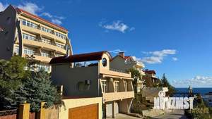 Дом 625м&sup2;, 3-этажный, участок 8 сот.  