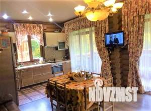 Дом 150м², 2-этажный, участок 8 сот.  