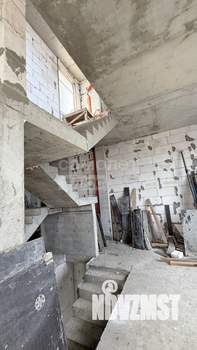 Дом 235м², 3-этажный, участок 5 сот.  