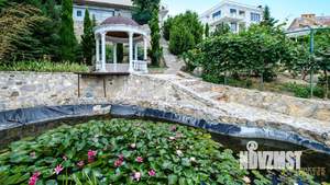 Дом 296м², 3-этажный, участок 20 сот.  