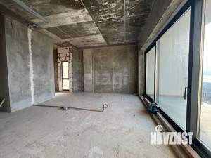 Дом 860м², 3-этажный, участок 11 сот.  