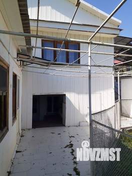 Дом 60м&sup2;, 2-этажный, участок 5 сот.  