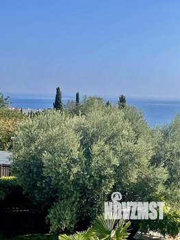 Коттедж 500м&sup2;, 2-этажный, участок 11 сот.  