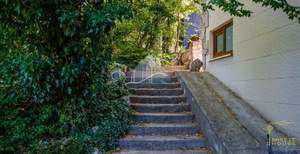 Дом 185м&sup2;, 2-этажный, участок 5 сот.  