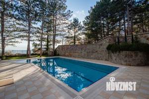 Дом 266м&sup2;, 2-этажный, участок 20 сот.  