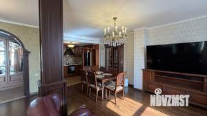 Дом 185м&sup2;, 2-этажный, участок 5 сот.  