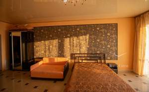 Дом 873м&sup2;, 4-этажный, участок 8 сот.  