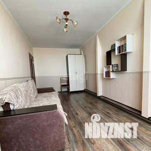 Дом 150м&sup2;, 3-этажный, участок 1 сот.  