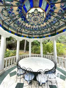 Дом 267м&sup2;, 3-этажный, участок 86 сот.  