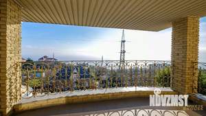 Дом 460м&sup2;, 3-этажный, участок 12 сот.  