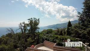 Дом 280м&sup2;, 2-этажный, участок 10 сот.  