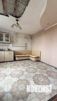 Дом 217м&sup2;, 3-этажный, участок 6 сот.  