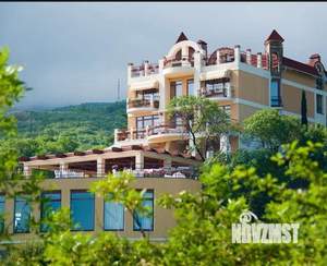 Коттедж 2500м&sup2;, 5-этажный, участок 1 сот.  