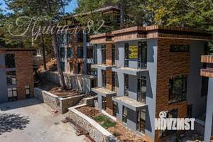 Дом 172м&sup2;, 3-этажный, участок 2 сот.  