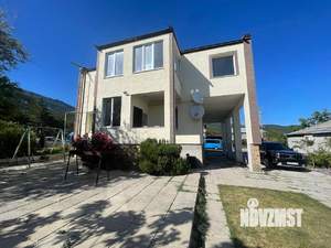 Дом 350м², 2-этажный, участок 6 сот.  