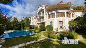 Дом 515м², 3-этажный, участок 10 сот.  