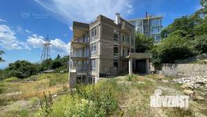 Дом 850м², 4-этажный, участок 23 сот.  
