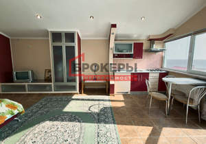 Дом 242м², 4-этажный, участок 1 сот.  