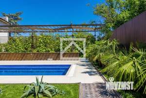 Дом 600м&sup2;, 2-этажный, участок 20 сот.  