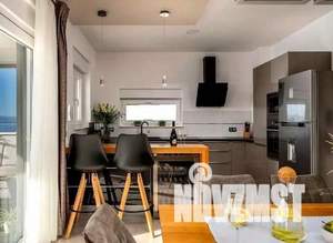 Дом 280м&sup2;, 2-этажный, участок 16 сот.  