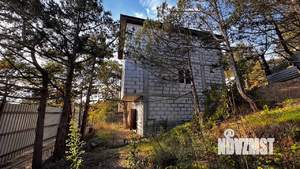 Дом 200м², 3-этажный, участок 3 сот.  