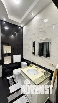 Студия квартира, посуточно, 72м2, 3/10 этаж