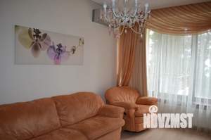 1-к квартира, посуточно, 66м2, 2/15 этаж