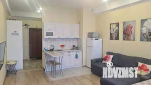 Студия квартира, посуточно, 40м2, 4/9 этаж