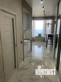 1-к квартира, посуточно, 40м2, 5/8 этаж