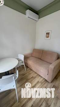 Студия квартира, посуточно, 21м2, 1/8 этаж