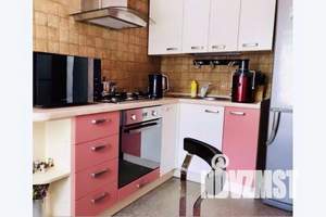 2-к квартира, посуточно, 40м2, 1/2 этаж