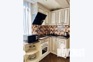 1-к квартира, посуточно, 38м2, 3/3 этаж