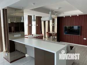 3-к квартира, посуточно, 66м2, 1/1 этаж