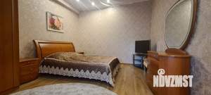 3-к квартира, посуточно, 110м2, 2/2 этаж