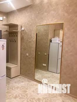 Студия квартира, посуточно, 40м2, 2/8 этаж