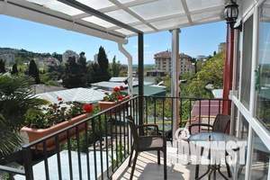 1-к квартира, посуточно, 44м2, 3/3 этаж