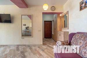 1-к квартира, посуточно, 42м2, 5/8 этаж