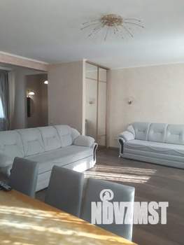 2-к квартира, посуточно, 61м2, 2/2 этаж