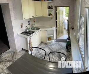 2-к квартира, посуточно, 40м2, 1/2 этаж