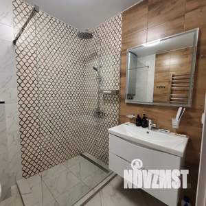 1-к квартира, посуточно, 42м2, 3/8 этаж