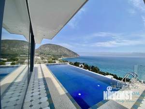 3-к квартира, посуточно, 100м2, 2/4 этаж