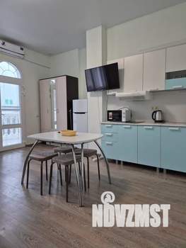 Студия квартира, посуточно, 30м2, 2/4 этаж