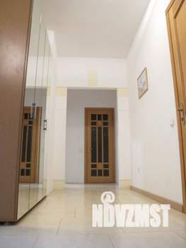 2-к квартира, посуточно, 80м2, 1/1 этаж