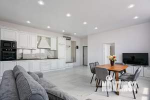 3-к квартира, посуточно, 75м2, 1/1 этаж