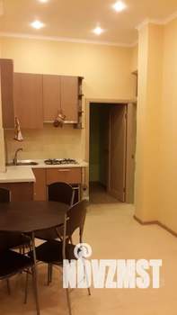 2-к квартира, посуточно, 65м2, 1/2 этаж