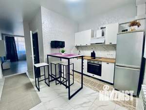 Студия квартира, посуточно, 30м2, 1/2 этаж