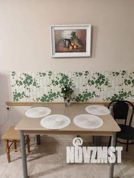 1-к квартира, посуточно, 40м2, 1/4 этаж